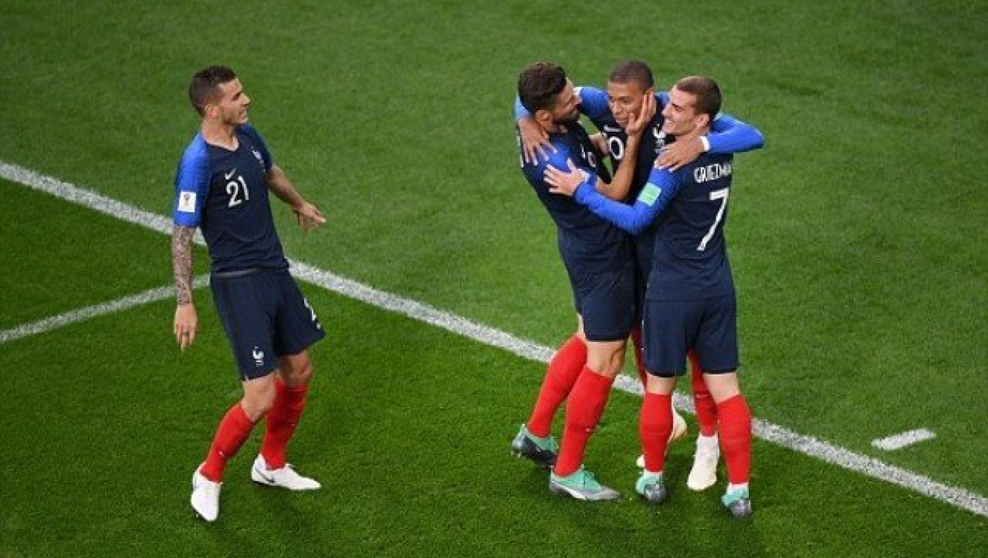 «Σβηστά» στους «16» η Γαλλία, σπίτι του το     Περού!