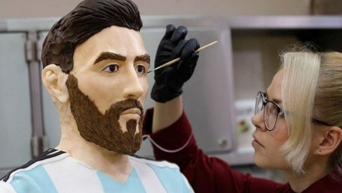 Ομοίωμα του Μέσι από               σοκολάτα! (pics)