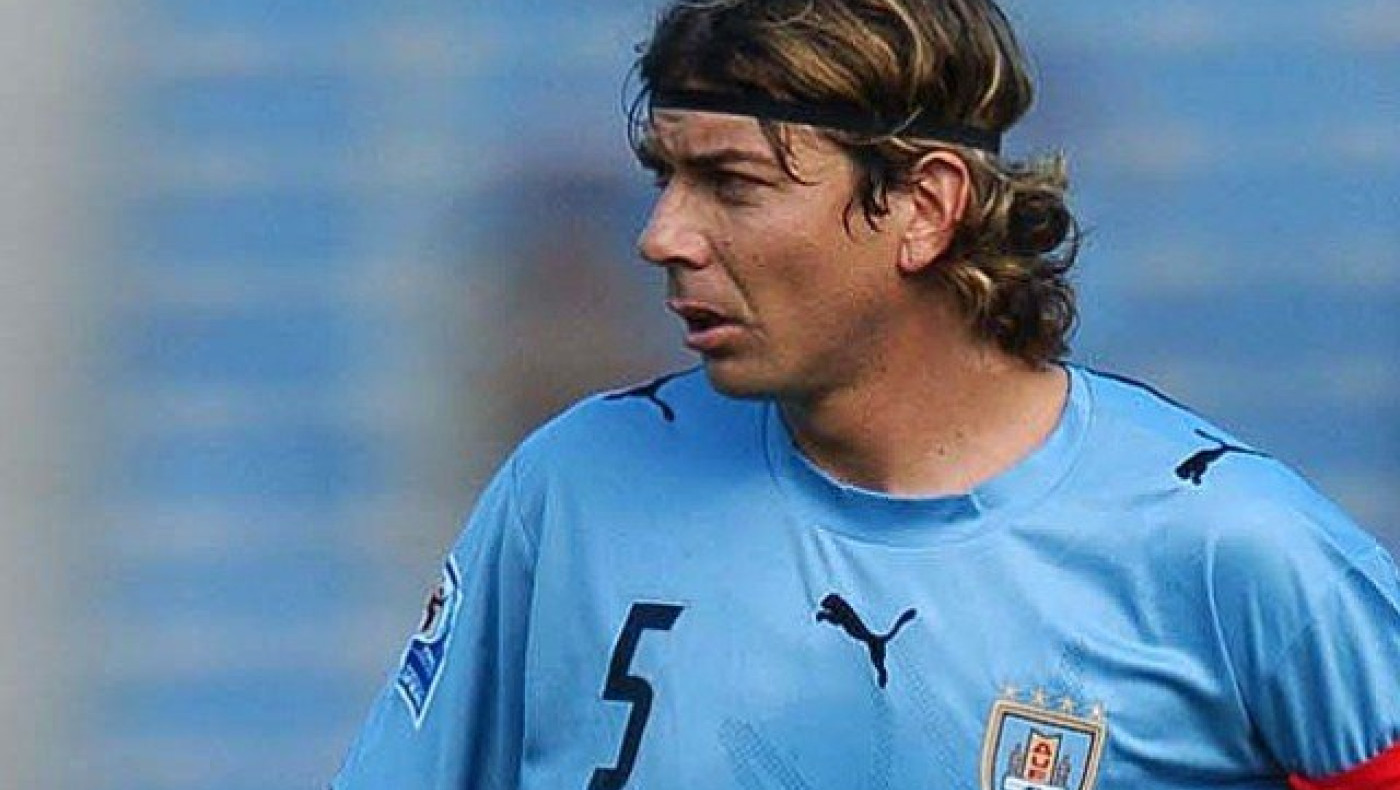 Χαμός στο σπίτι του Πάμπλο Γκαρσία στο γκολ της Ουρουγουάης! (vid)