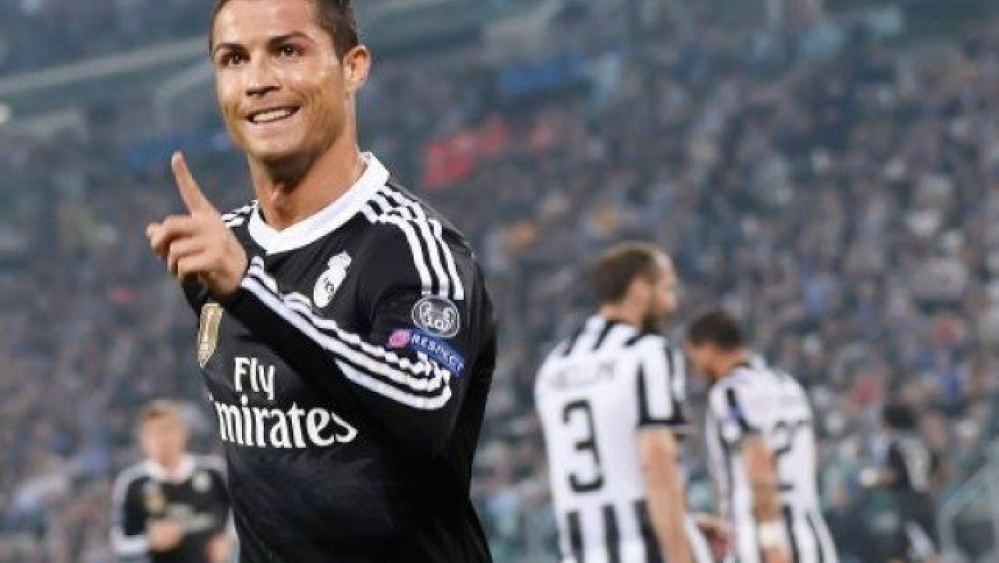 Υψηλή ζήτηση για μια φανέλα του            Ρονάλντο