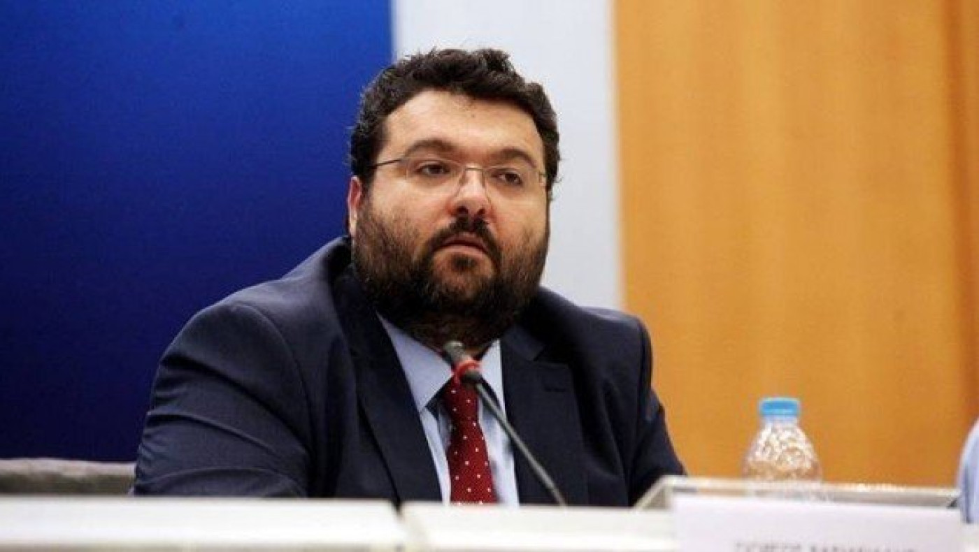 Ασέλγησαν                            στο ποδόσφαιρο