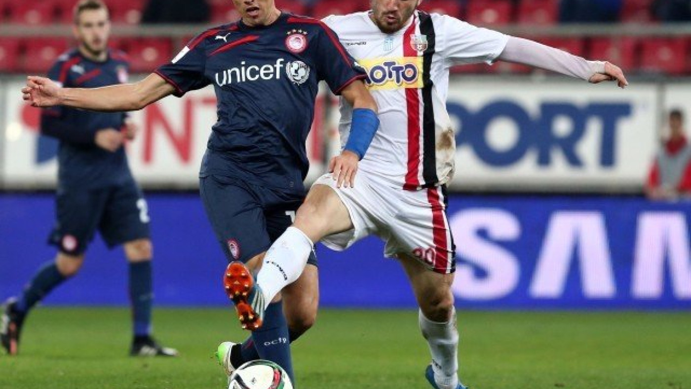 Ανακοινώνει Ιβανίδη,     συζητήσεις με      Κουκουλέκη