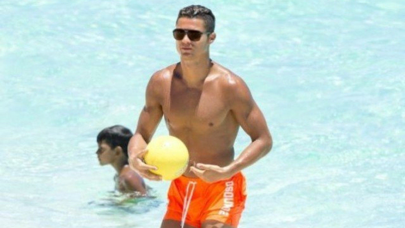 Ρονάλντο: «Καλύτερος ο Μέσι, πιο όμορφος          εγώ» (pic)