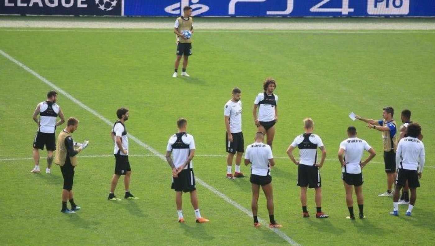 Η ιστορική  ευθύνη της                     πρόκρισης