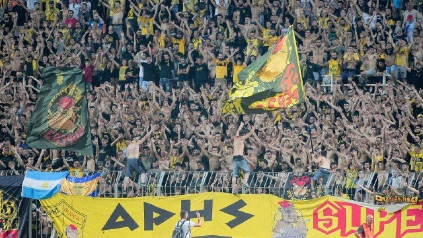 Ο Άρης ήρθε                και προκαλεί       θόρυβο