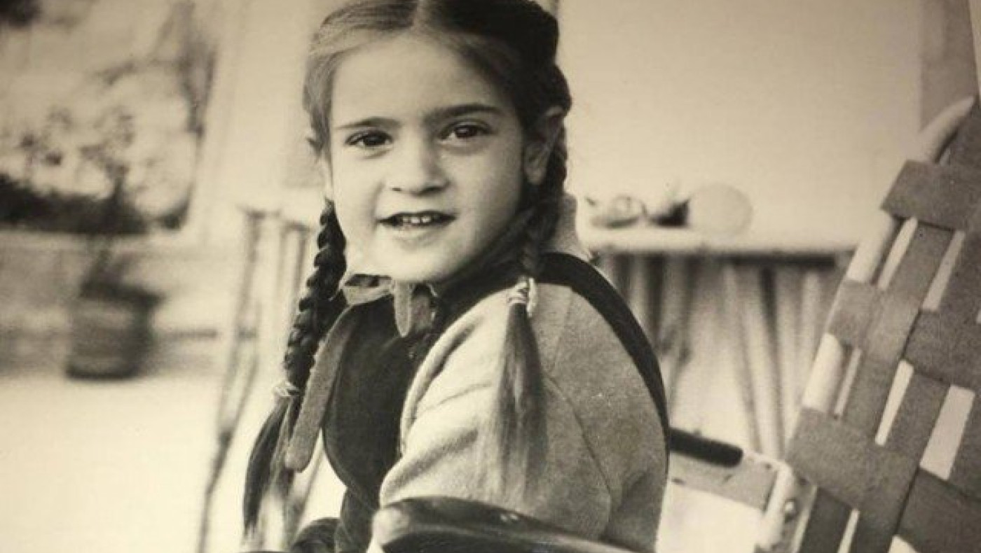Ποια Ελληνίδα ηθοποιός είναι το κοριτσάκι της φωτογραφίας;