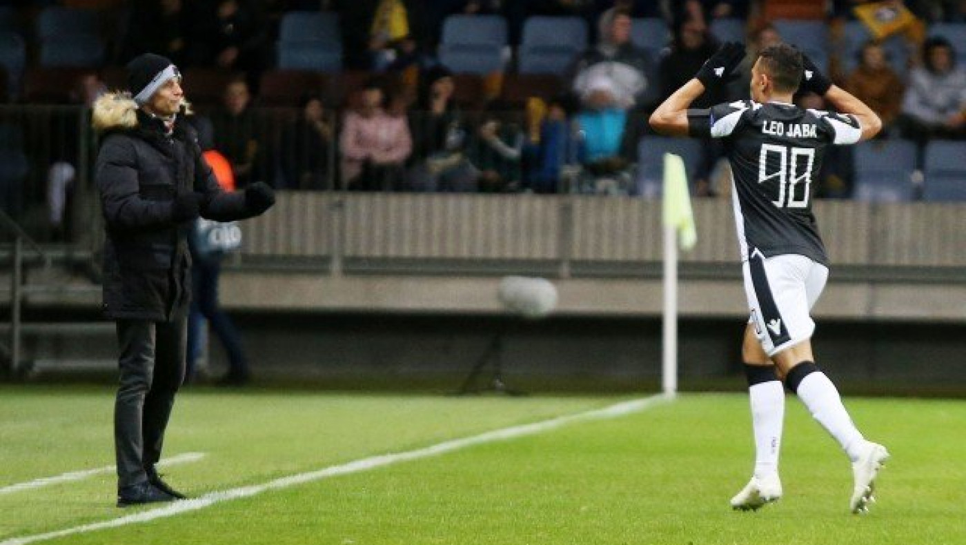 ΜΠΑΤΕ-ΠΑΟΚ: Ψεκάστε,    σκουπίστε,        τελειώσατε!