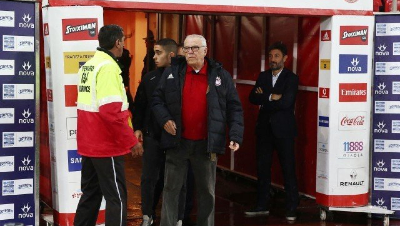 ΑΠΙΣΤΕΥΤΟ: Κι όμως ο κυρ Σάββας έδωσε      συγχαρητήρια στον ΠΑΟΚ