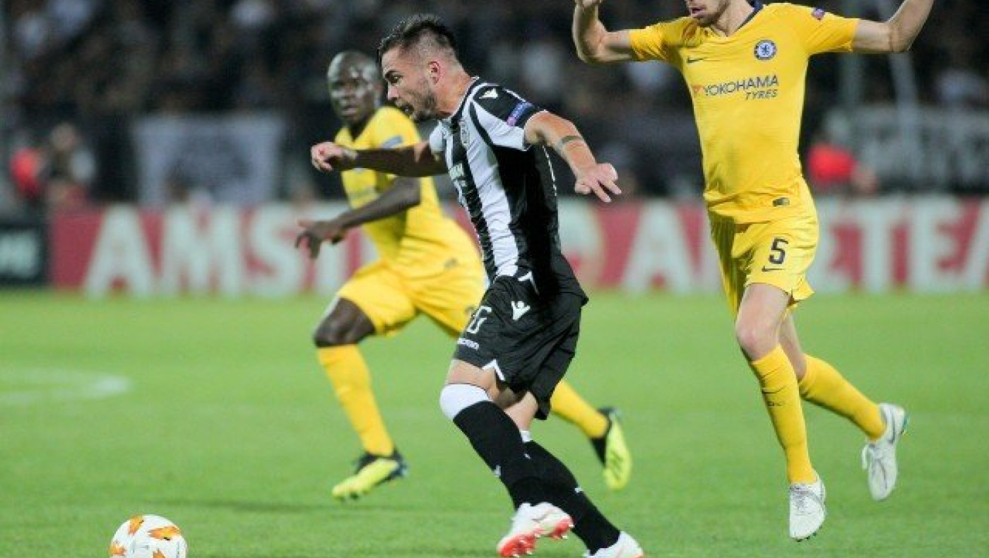 Η Τσέλσι          (καλώς) έπαιζε. Ο ΠΑΟΚ (κακώς) έβλεπε..