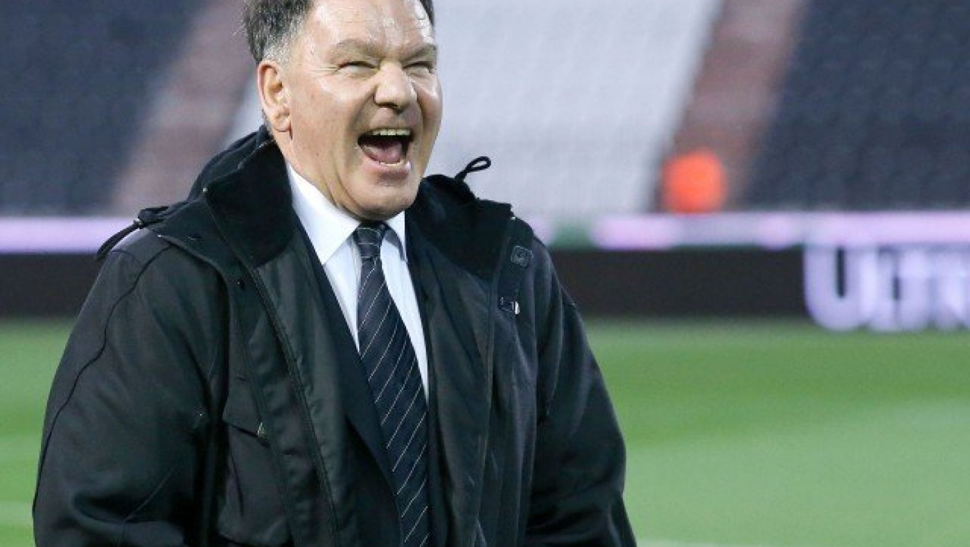 «Ο παραγκάρχης μετακόμισε: άλλη διεύθυνση, νέο αφεντικό»!