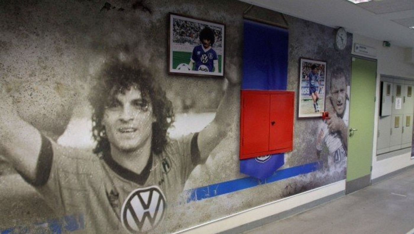 Της κακομοίρας:       Βάζει τρικλοποδιές στον Ηρακλή