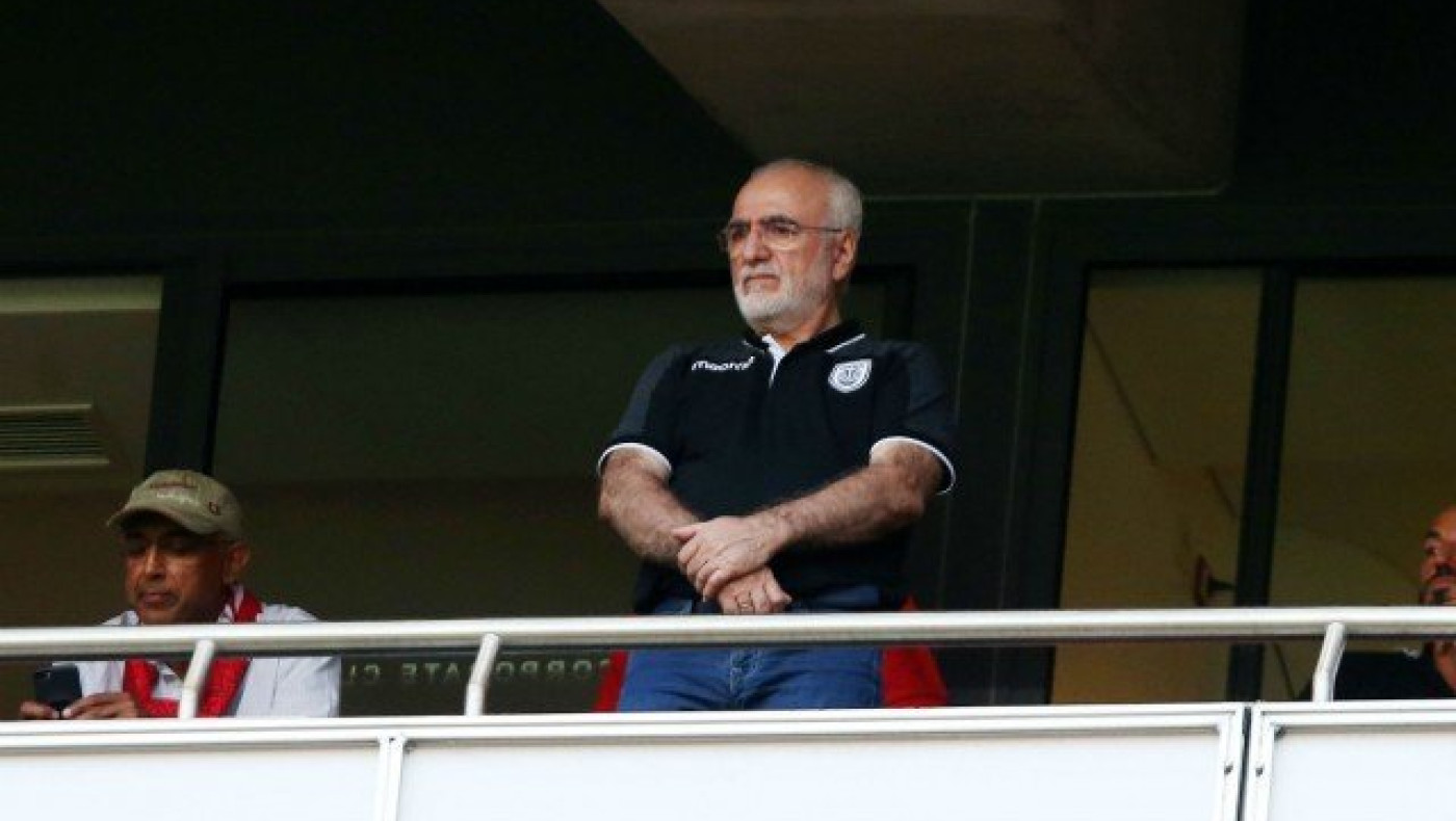 Και στη Βουδαπέστη                                   ο Ιβάν Σαββίδης