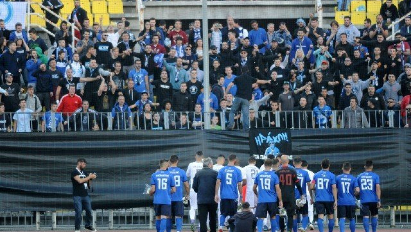 Ενωμένοι                                           χωρίς εστίες φωτιάς