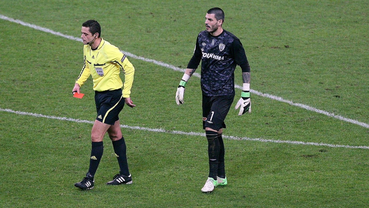 Ο αδιόρθωτος Χακόμπο και η δικαίωση του Άγγελου