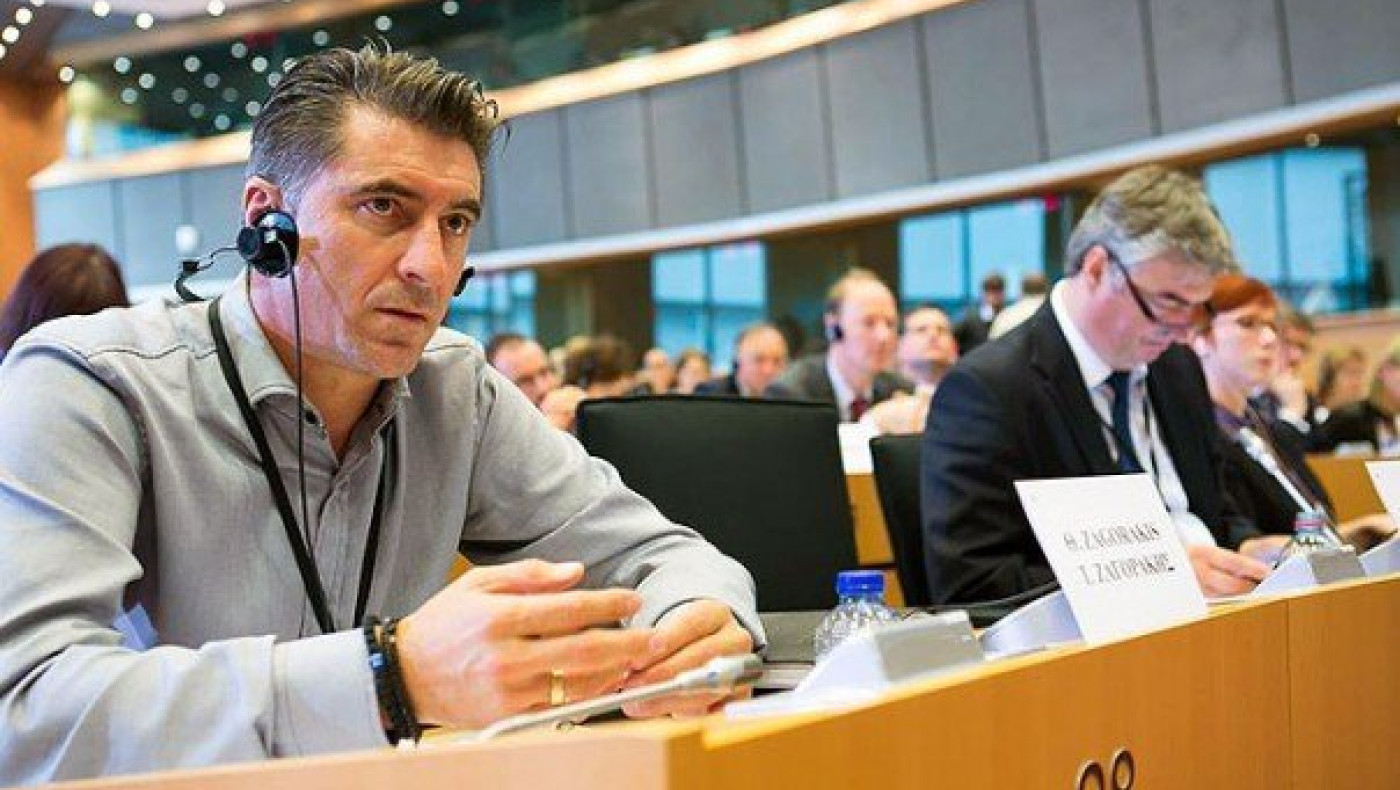 Τα δηκτικά μηνύματα φίλων του ΠΑΟΚ στη σελίδα του Ζαγοράκη για τα χρέη