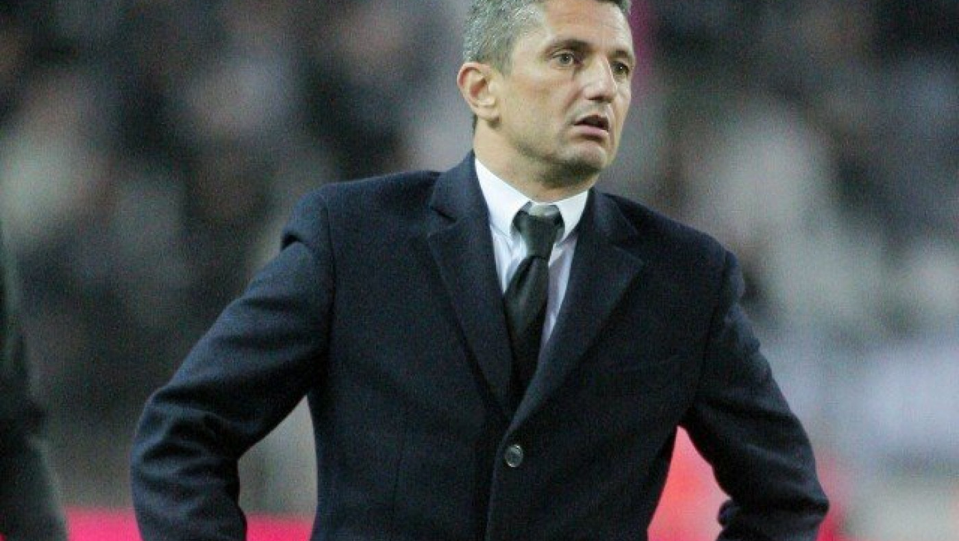 Τα δύο χέρια του Ραζβάν και το πρόσωπο του      ΠΑΟΚ…