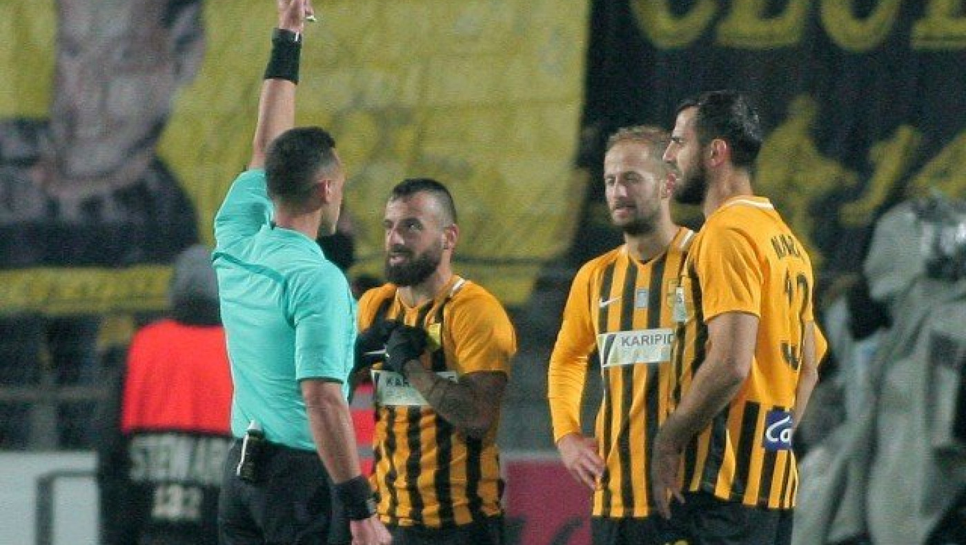 Της κακομοίρας: Μεγάλος μάγκας              ο Σιώπης