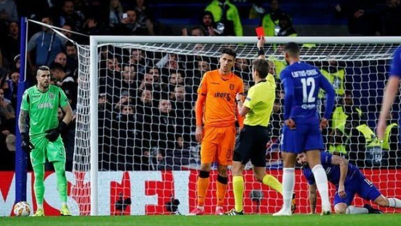 Λάθος του Μάτος και αποβολή του Χατσερίντι     (pic/vid)