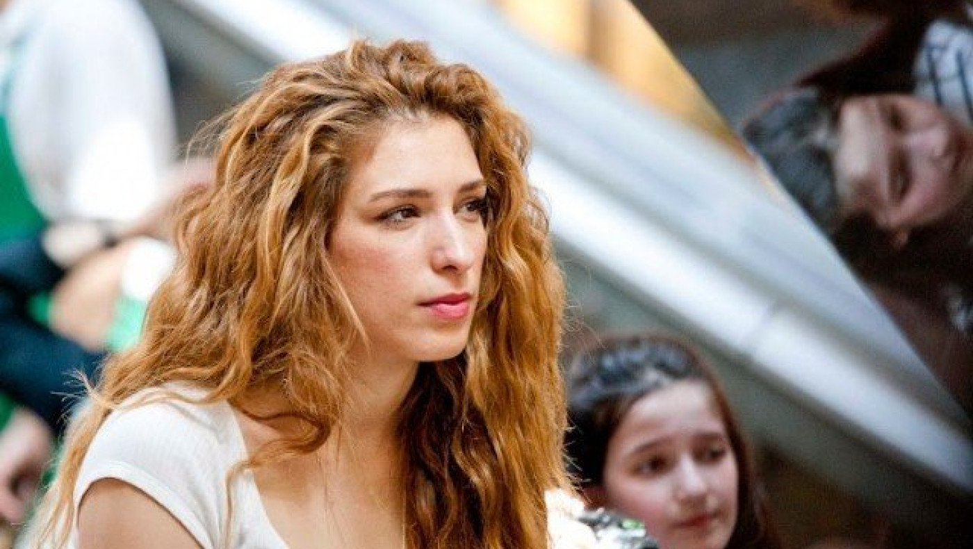 Σοβαρό ατύχημα επί σκηνής για την Αντιγόνη Ψυχράμη! (ΒΙΝΤΕΟ)