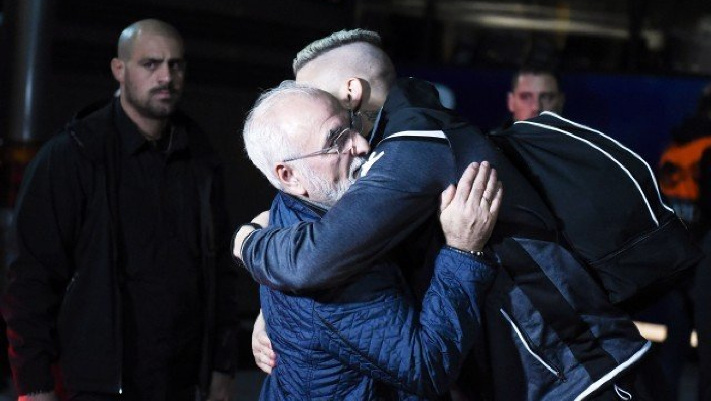 Ο Ιβάν υποδέχτηκε την ομάδα στο αεροδρόμιο Βενιζέλος!
