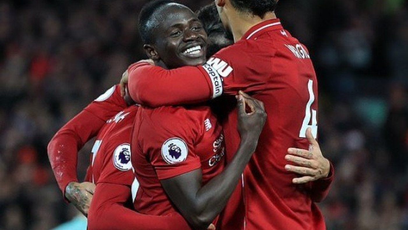 Δεν έχει αντίπαλο η          Λίβερπουλ, 5-1 την Άρσεναλ