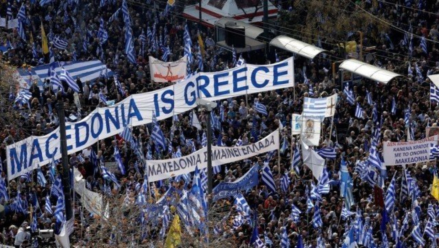 Μήπως, καταπίνεται η κάμηλος και διυλίζεται ο κώνωπας;