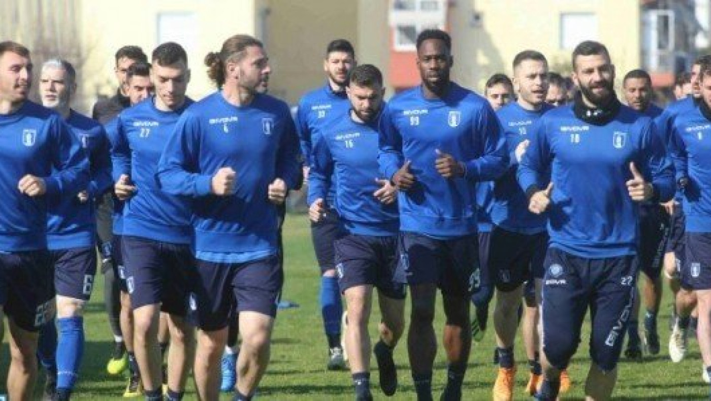 Θλάση                                                  ο Περόνε