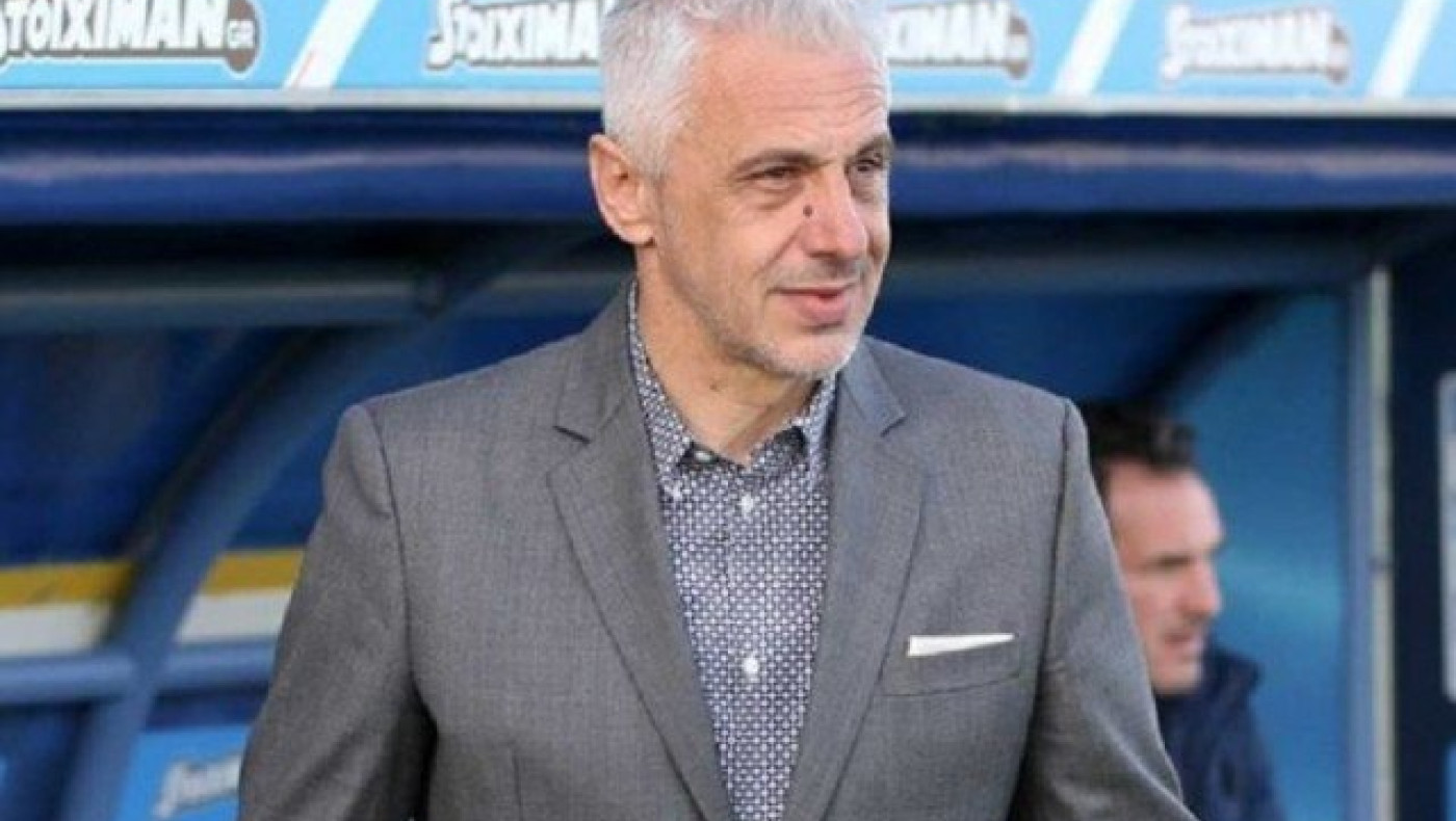 Τρίτη ομάδα στη φετινή   χρονιά για Ελληνα προπονητή!