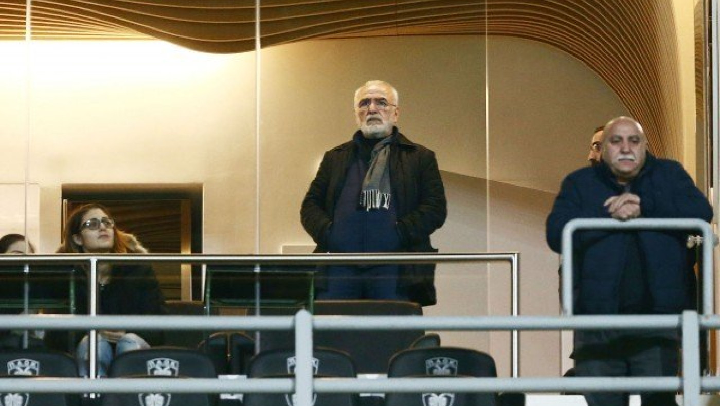 Ο Ιβάν Σαββίδης               πληρώνει τις συντάξεις των Ελληνοποντίων