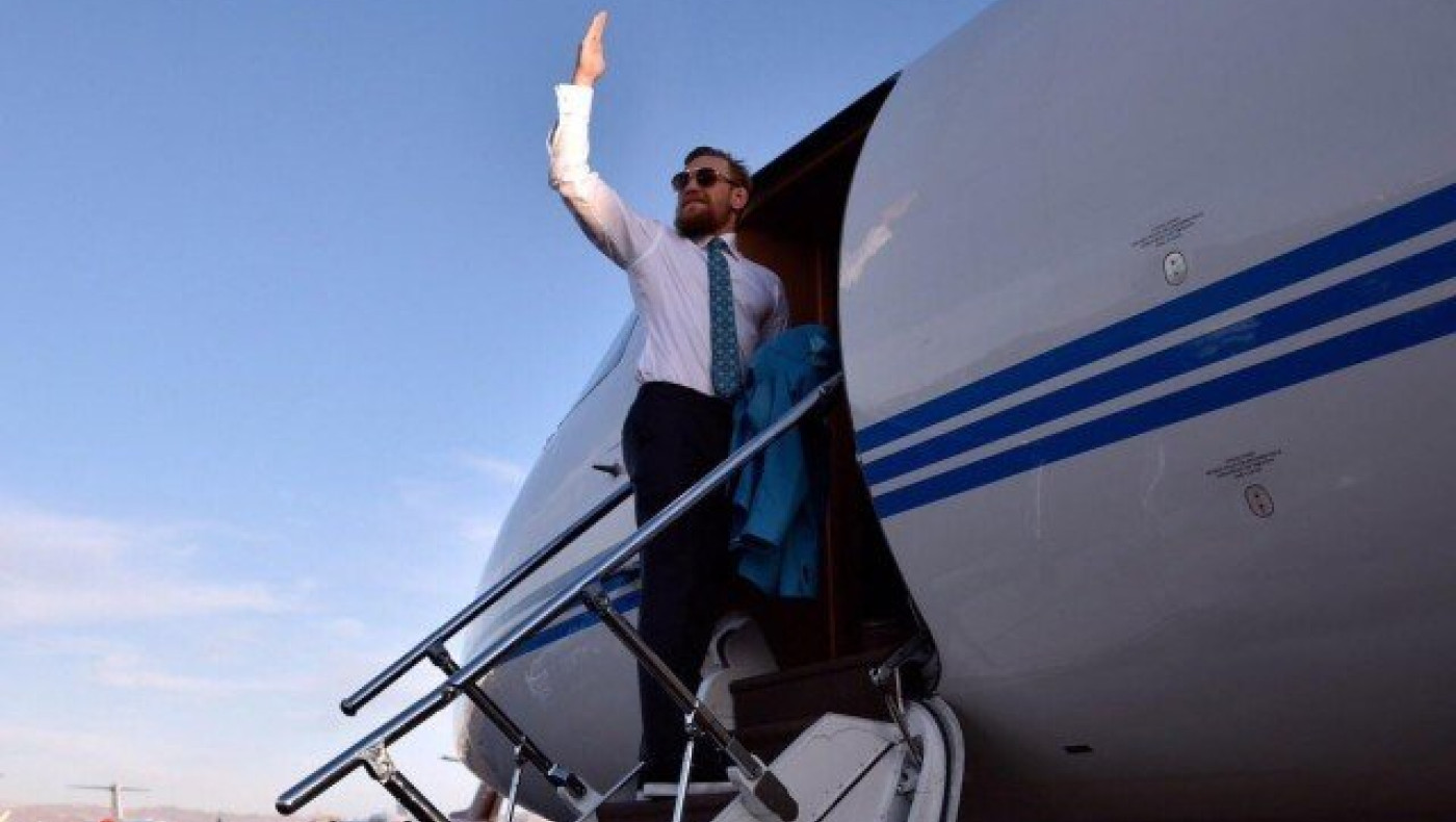 Κάτοικος            Αμερικής           ο ΜακΓκρέγκορ