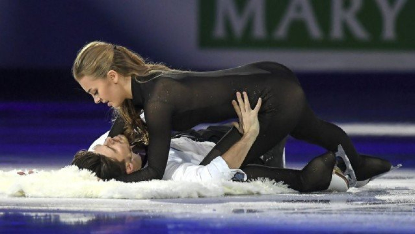 «Κόλασε» το διάφανο κορμάκι Ρωσίδας αθλήτριας του πατινάζ (ΒΙΝΤΕΟ)