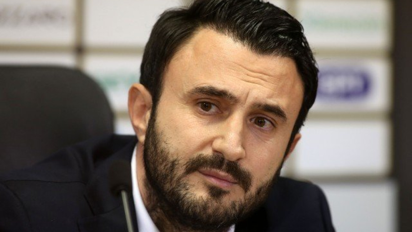 Τα αυτονόητα κάνει ο Καρυπίδης, δεν κάνει χάρη στους οπαδούς…