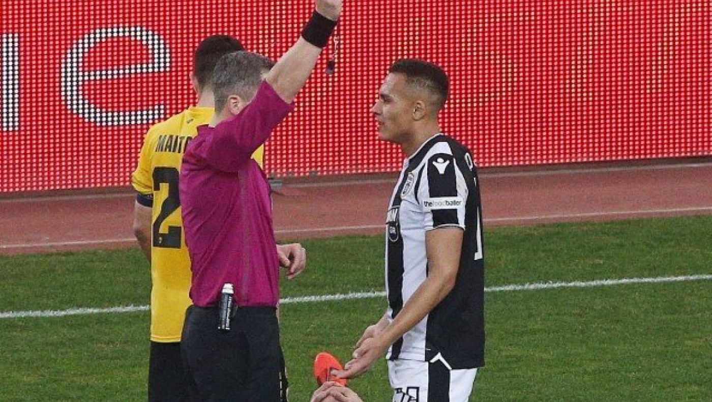 Της κακομοίρας: Πού   τον βρήκαν αυτόν τον περίεργο;