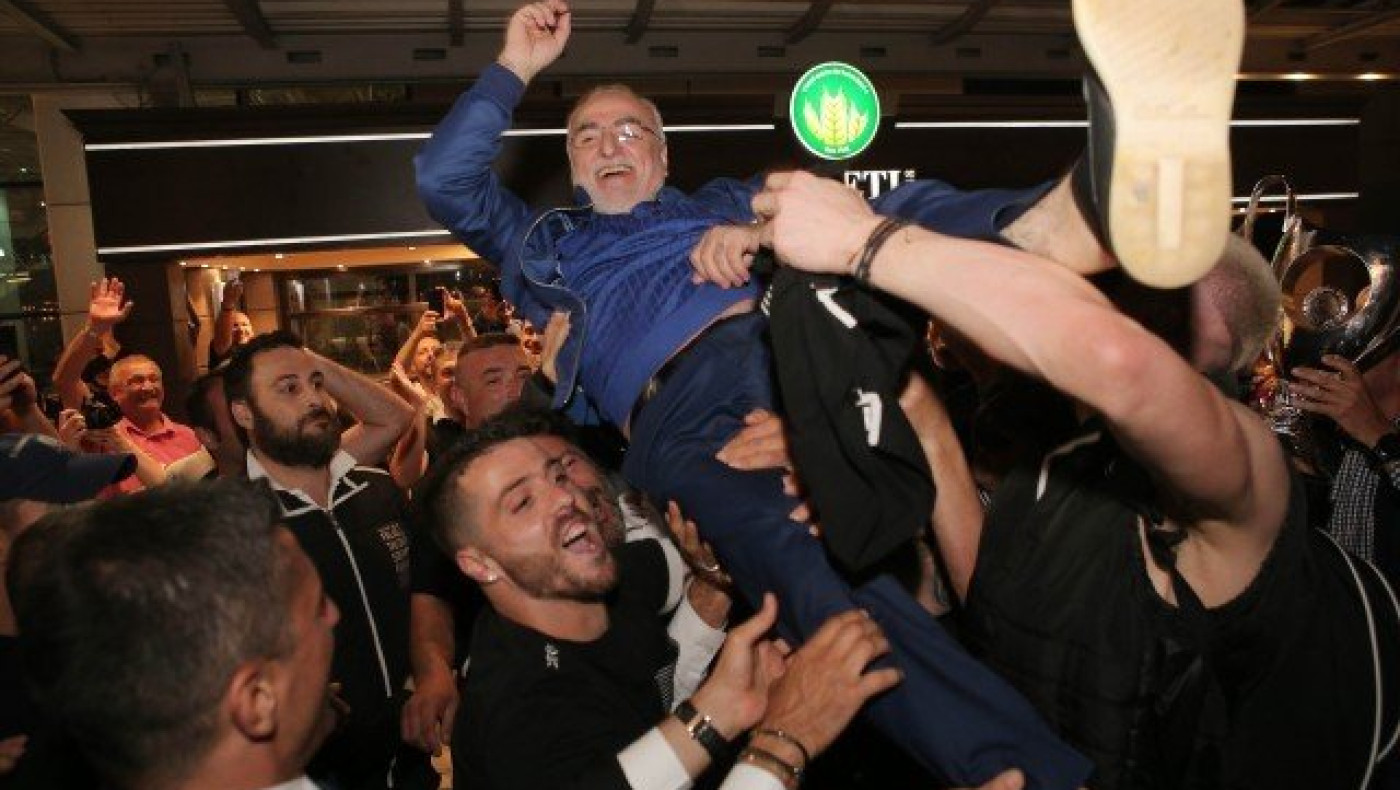 Τον αποθέωσαν και  για το                           σούπερ πριμ