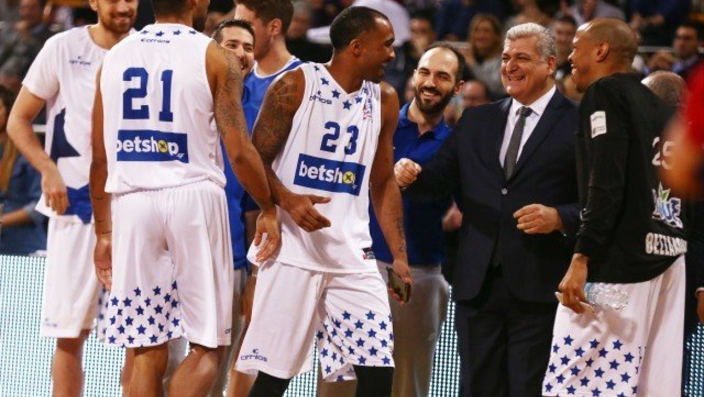 Νικητής ο Φιλ Γκος στα τρίποντα του All Star     Game!