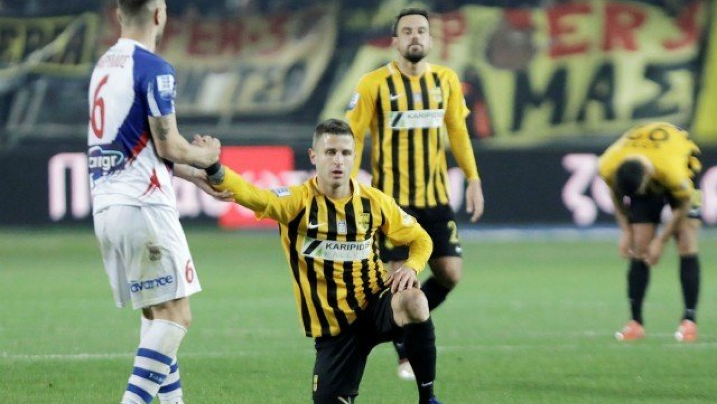 Η έκρηξη, η ψυχρολουσία και το πανό για την Ρενάτα (vid)