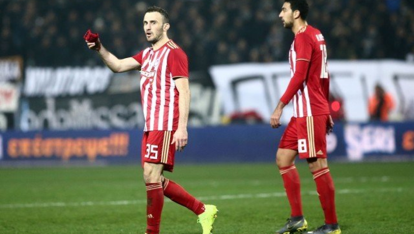 Τρολάρισμα στον Ολυμπιακό και από τον βοηθό του Λουτσέσκου