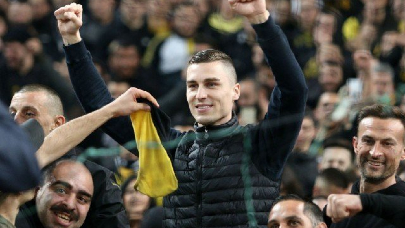 Εκανε... κλόουν τον Ουάρντα ο Βράνιες          (pic)