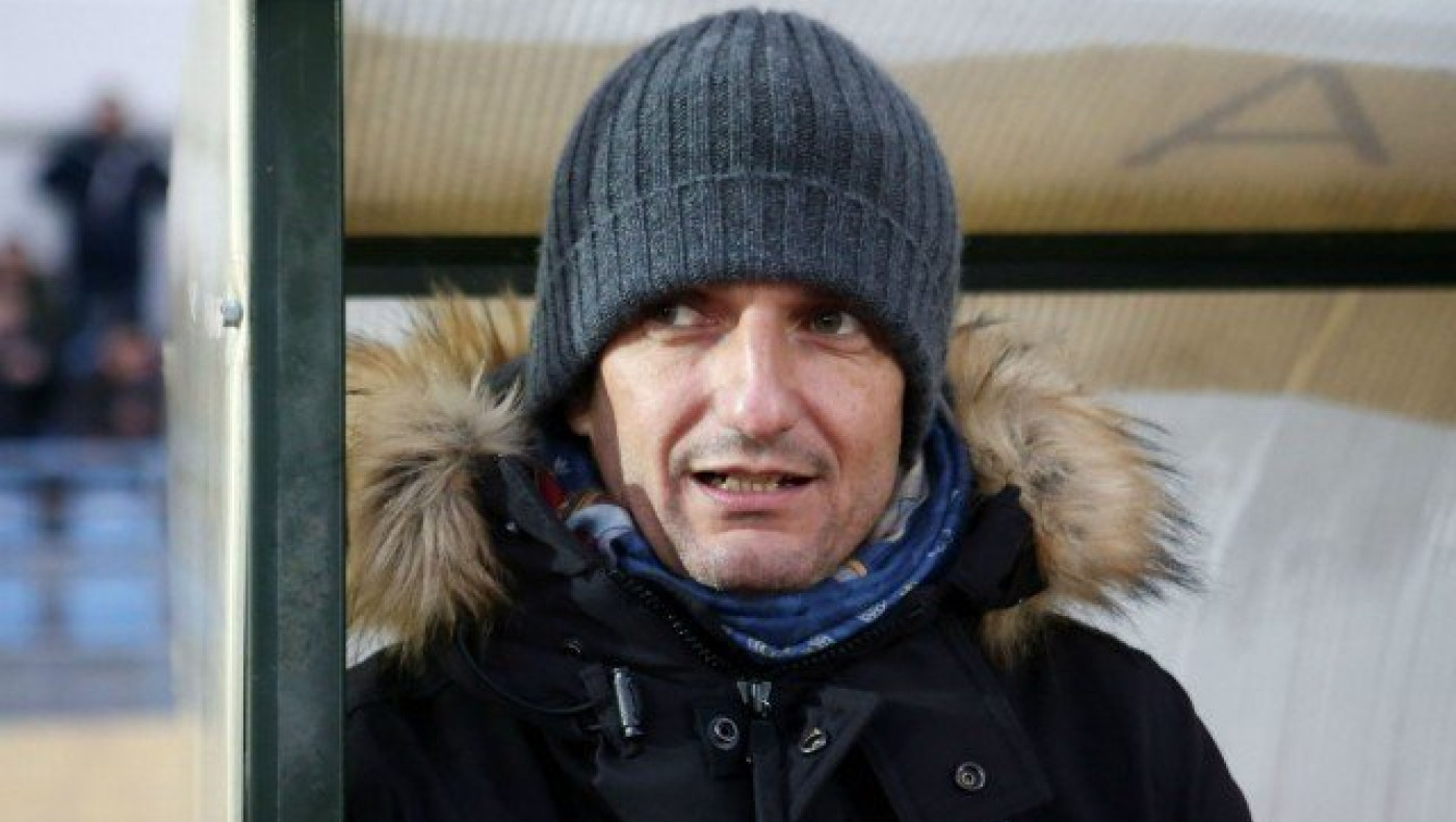 «Καθαρός»           ο                    Λουτσέσκου