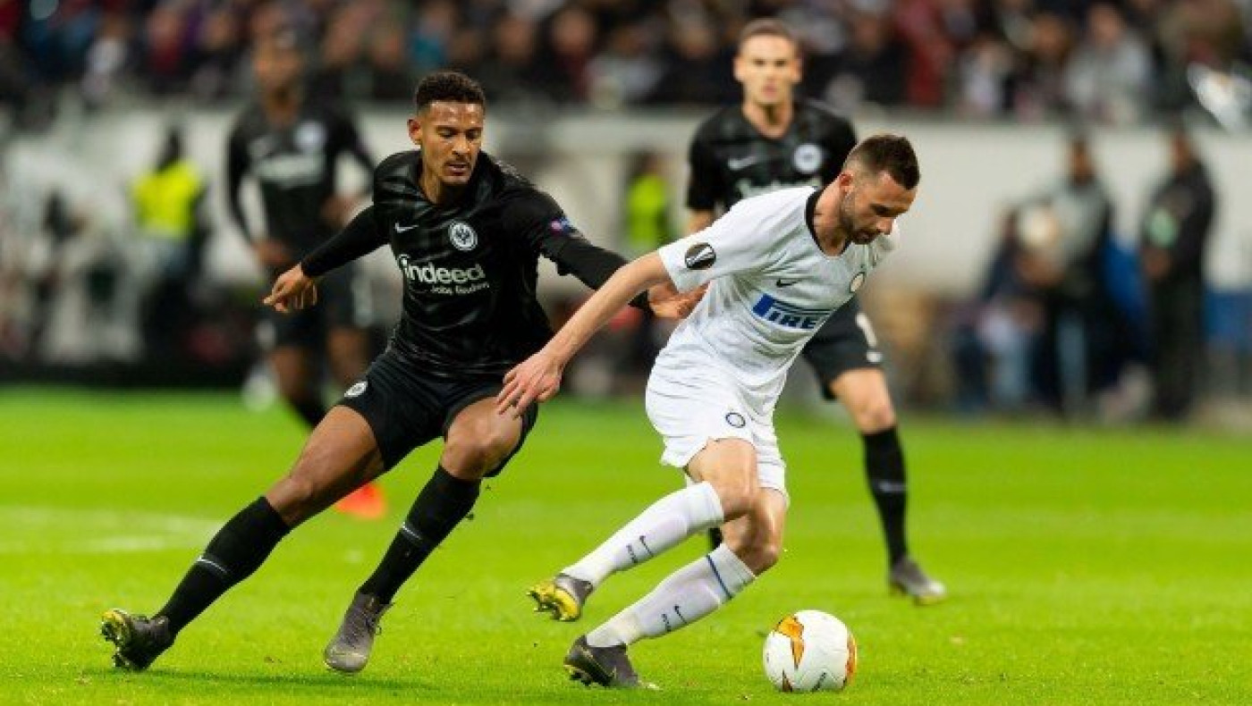 Μεγάλη                  μάχη           με γκολ στο Μιλάνο