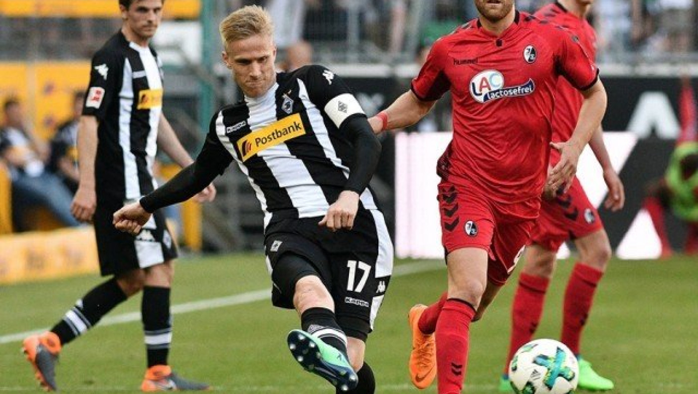 Στο Χ η Αζαξιό,       στο Χ η Παρί, Χ και η Φιορεντίνα