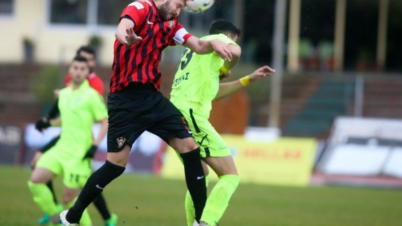 ΑΝΤΙΣΤΡΟΦΗ    ΜΕΤΡΗΣΗ: Σε... θέσεις μάχης         για τη 2η θέση