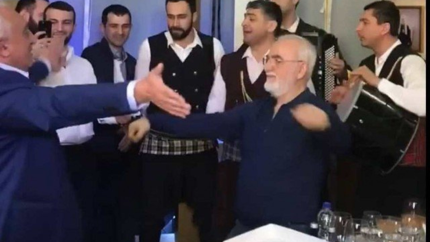 Στο τσακίρ κέφι ο Ιβάν Σαββίδης σε πάρτι για τα γενέθλιά του (vids)