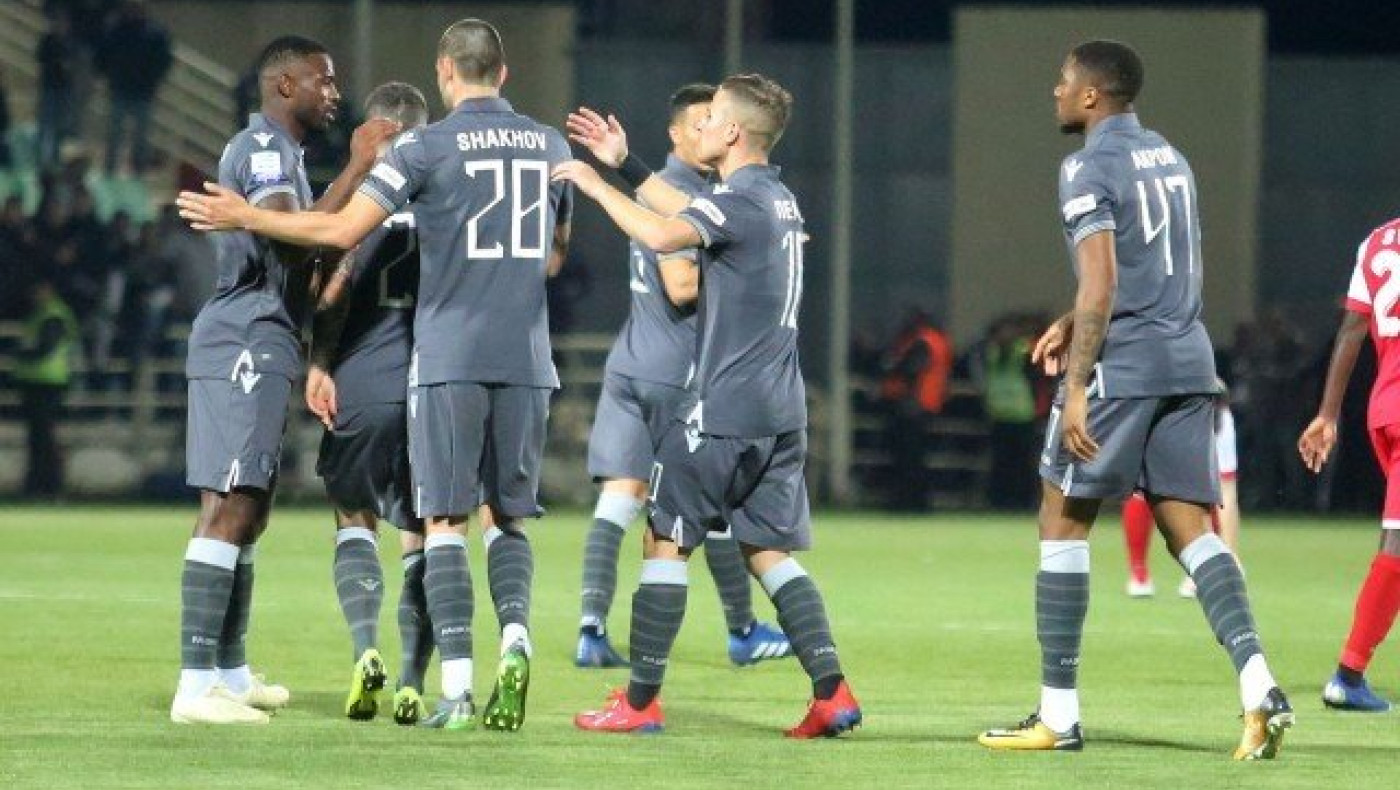 Πάρτι τίτλου         για τον ΠΑΟΚ        με λάτιν σφραγίδα