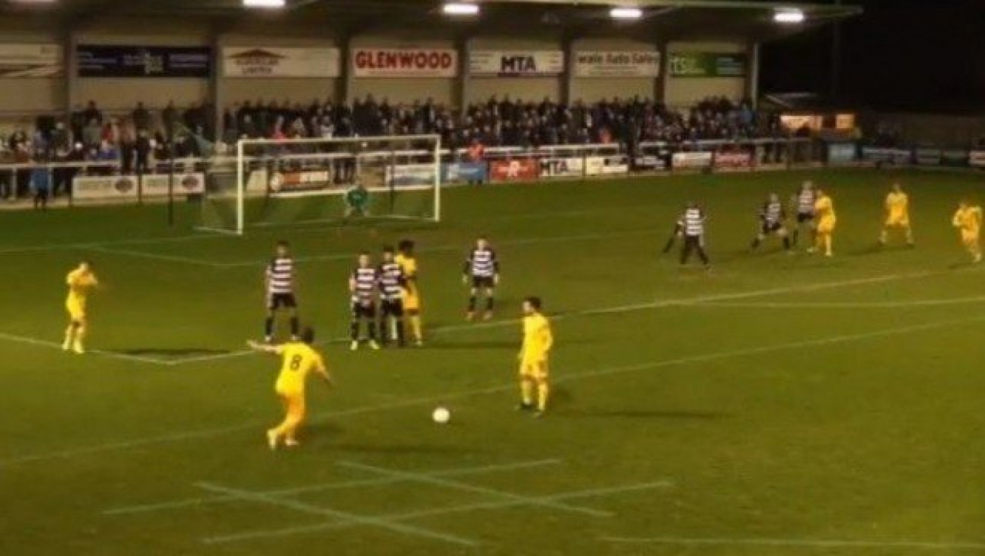 Κομπίνα «μαγεία» στην 6η κατηγορία       της Αγγλίας