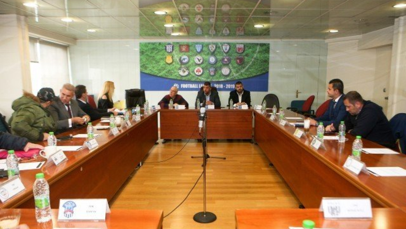 Ετσι σχολιάζουν την αναδιάρθρωση: Με τη σύμφωνη γνώμη της πλειοψηφίας