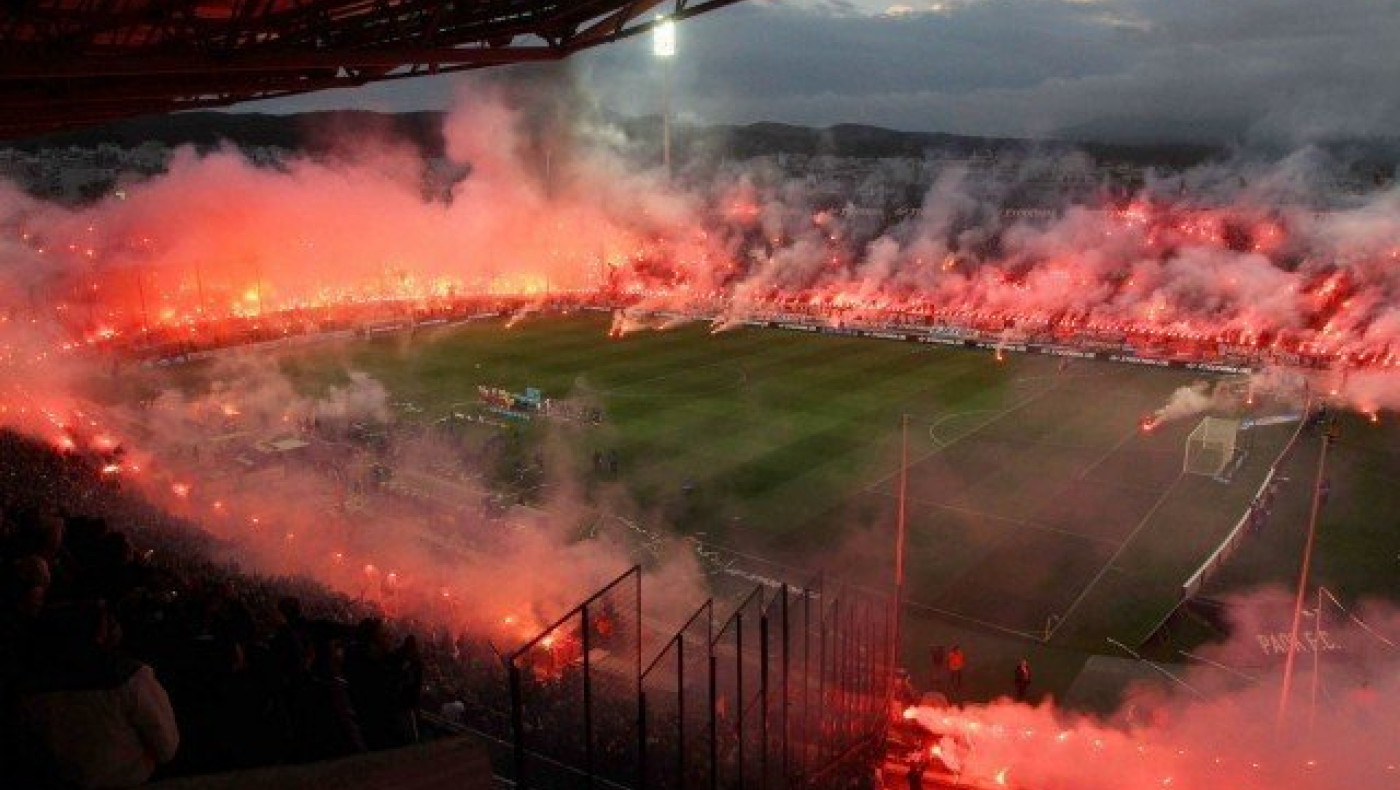 Γιορτή, κάτι             σαν                  συναυλία