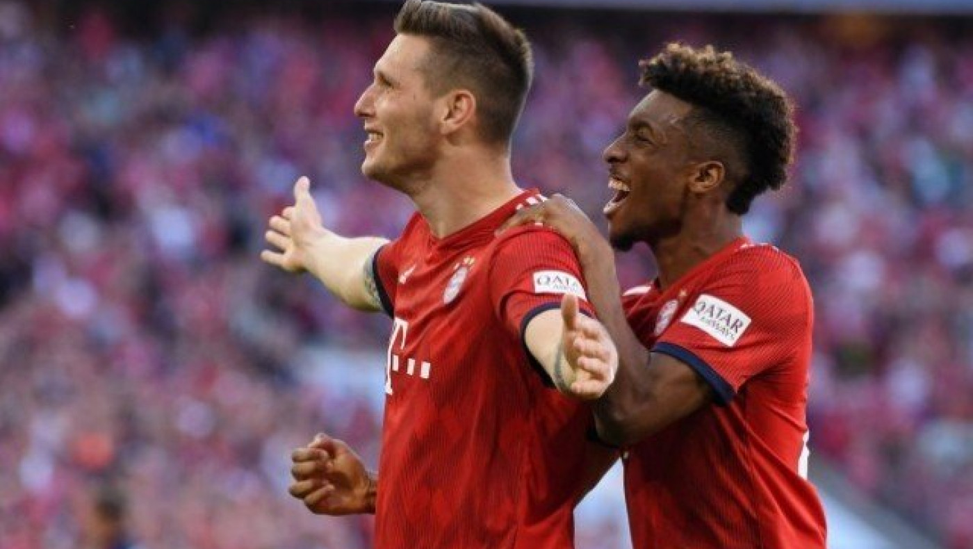 Τα χρειάστηκε η Μπάγερν, εξάρα η Αουγκσμπουργκ με βασικό τον «Στάφυ»