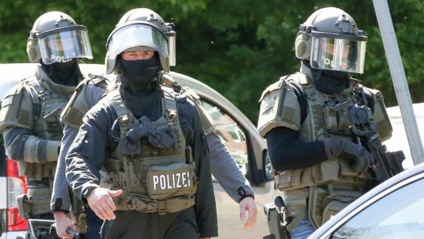 Αυτοκίνητο έπεσε σε εμπορικό κέντρο στο Αμβούργο - 9 τραυματίες