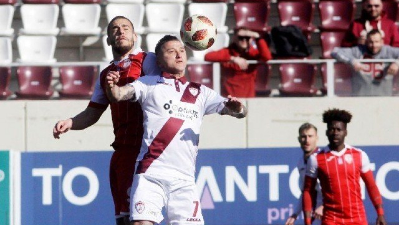 Τέλος ο Μπαργκάν από τη                         Λάρισα